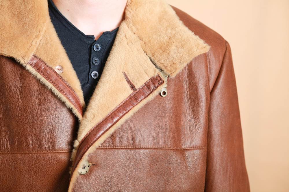 'JIMMY' Manteau homme en Peau de mouton retourné - Fabrication